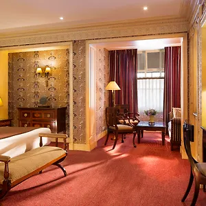 Hotel Des Grands Hommes, Paryż