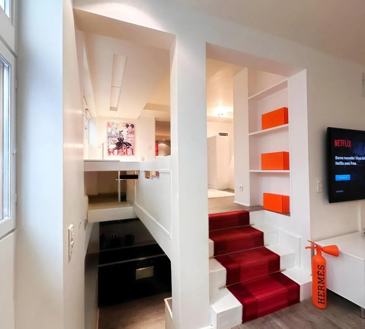Avenue Montaigne Apartment Paris