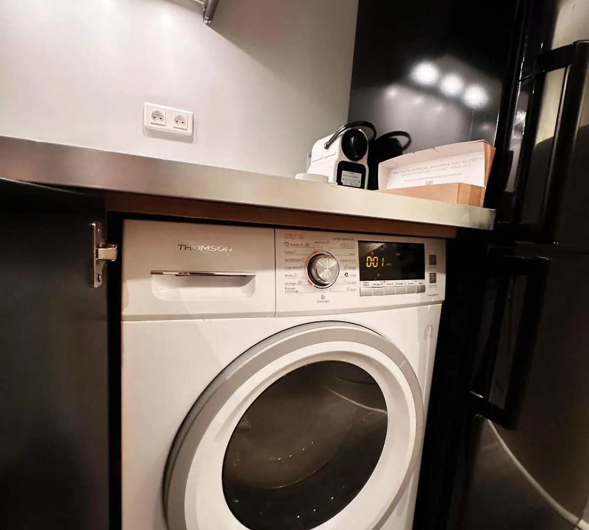 Apartment Ferienwohnung Avenue Montaigne Paris Frankreich